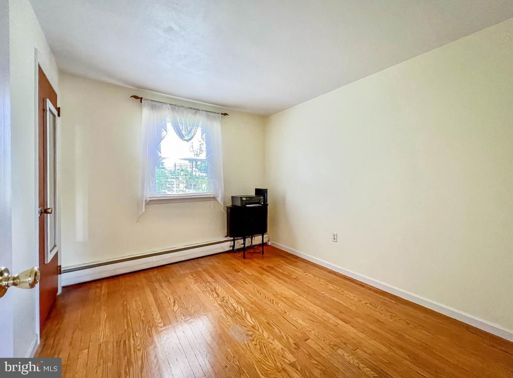 1117 Roelofs Road Yardley, PA 19067 - Photo 21 of 34 Bedroom 3