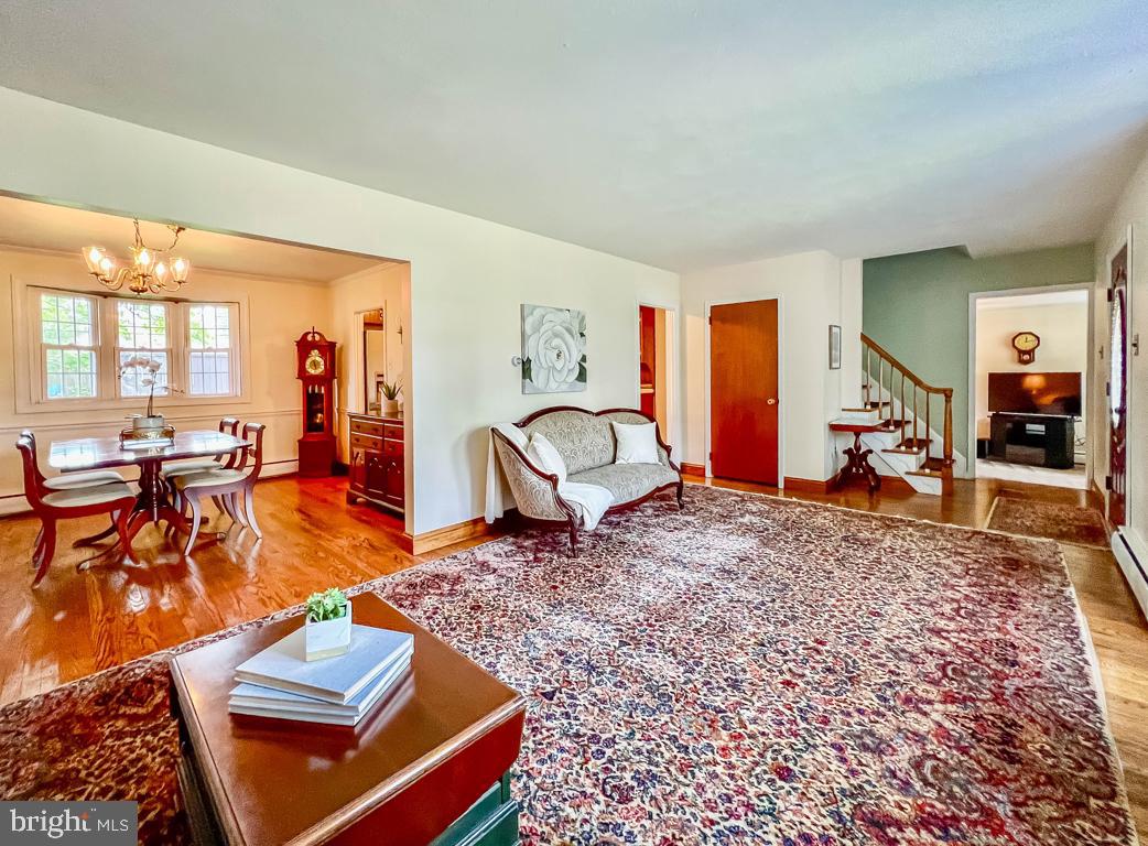 1117 Roelofs Road Yardley, PA 19067 - Photo 7 of 34 Open to Dining Room