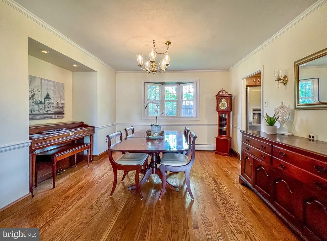1117 Roelofs Road Yardley, PA 19067 - Photo 8 of 34 Dining Room