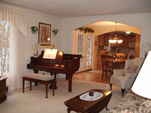 70 Hickory Ridge Court Morton, IL 61550 - Photo 2 of 9 Gallery Image 2