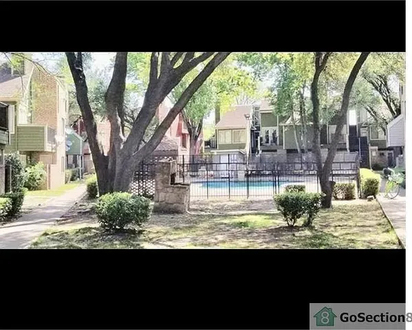 $1,100 | 9815 Walnut Street, Unit 102, Dallas, TX 75243