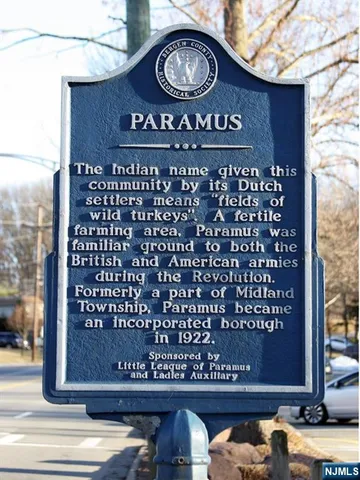 $799,000 | 90 Arnot Place, Paramus, NJ 07652