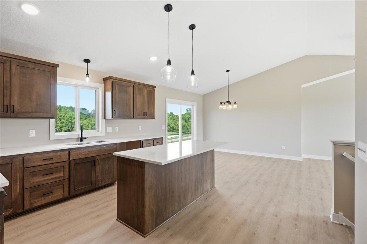 251 Prairie Road New Richmond, WI 54017 - Photo 4 of 17