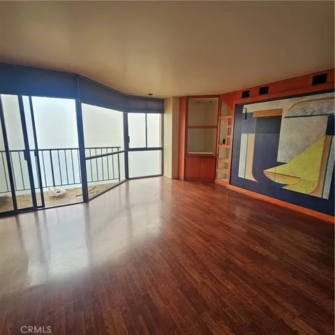 $3,195 | 1750 East Ocean Boulevard, Unit 1107, Long Beach, CA 90802