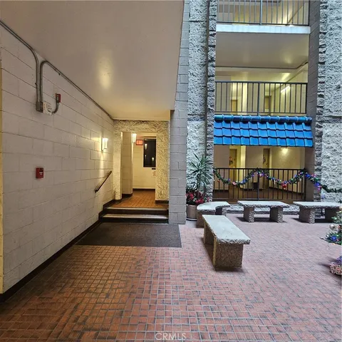 $3,195 | 1750 East Ocean Boulevard, Unit 1107, Long Beach, CA 90802