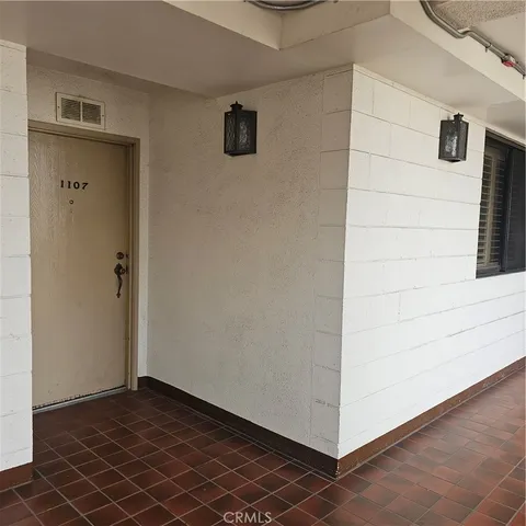 $3,195 | 1750 East Ocean Boulevard, Unit 1107, Long Beach, CA 90802
