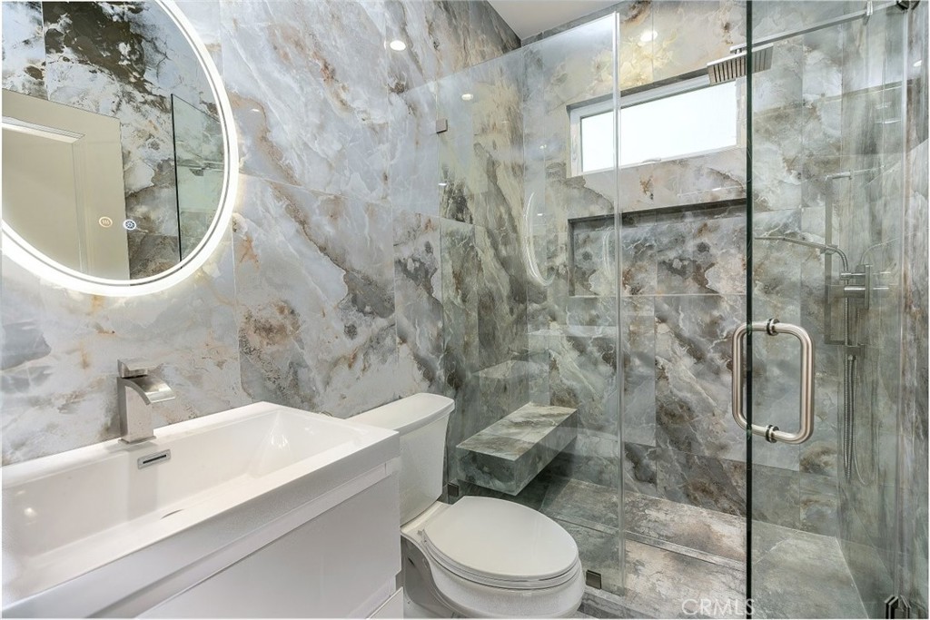 1114 Park Avenue, Unit A Glendale, CA 91205 - Photo 6 of 18