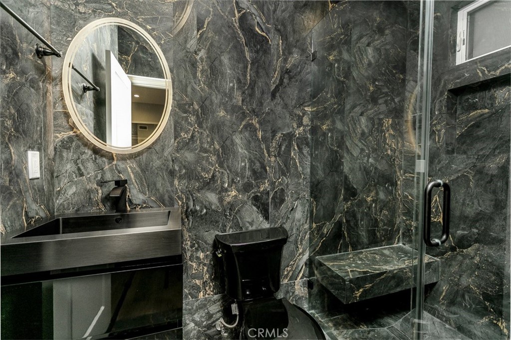 1114 Park Avenue, Unit A Glendale, CA 91205 - Photo 9 of 18