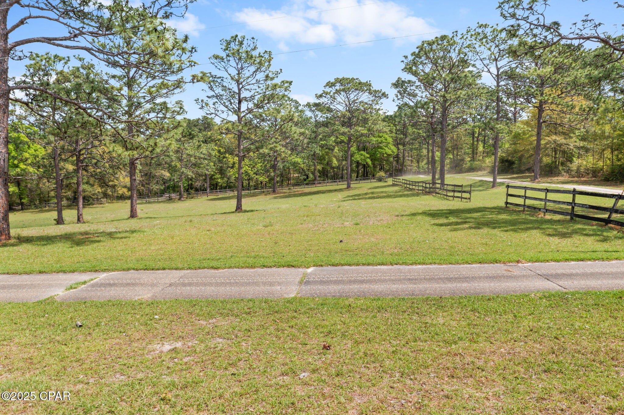 3426 Spring Lakes Drive Chipley, FL 32428 - Photo 30 of 40