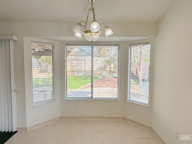 $400,000 | Undisclosed Address, Bakersfield, CA 93314