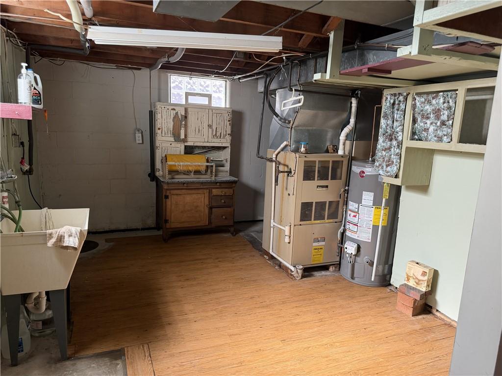 644 Freeport Road Butler, PA 16002 - Photo 38 of 50 a view of a storage & utility room
