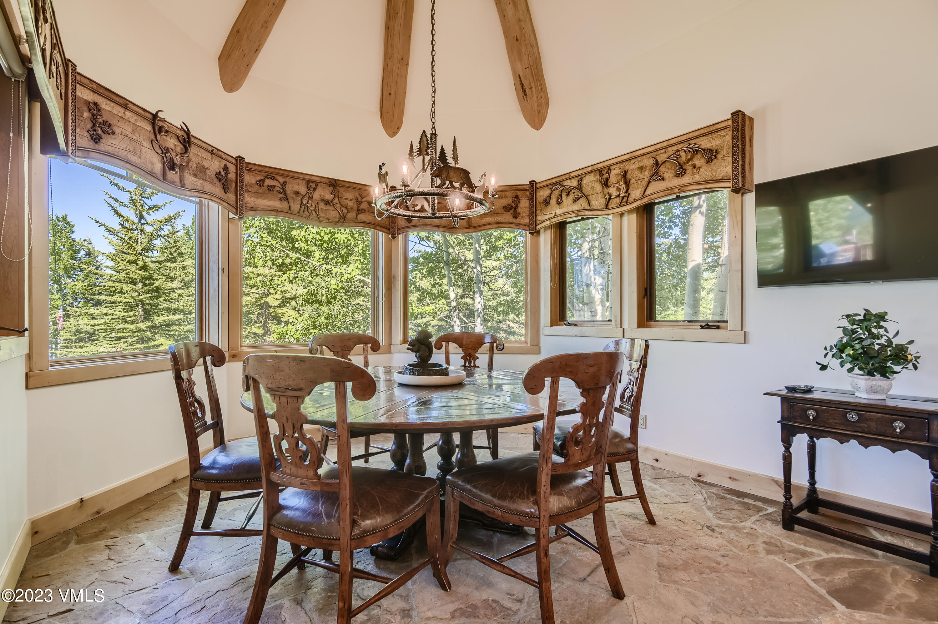 75 Bearcat Point Edwards, CO 81632 - Photo 11 of 49 24 Breakfast Area