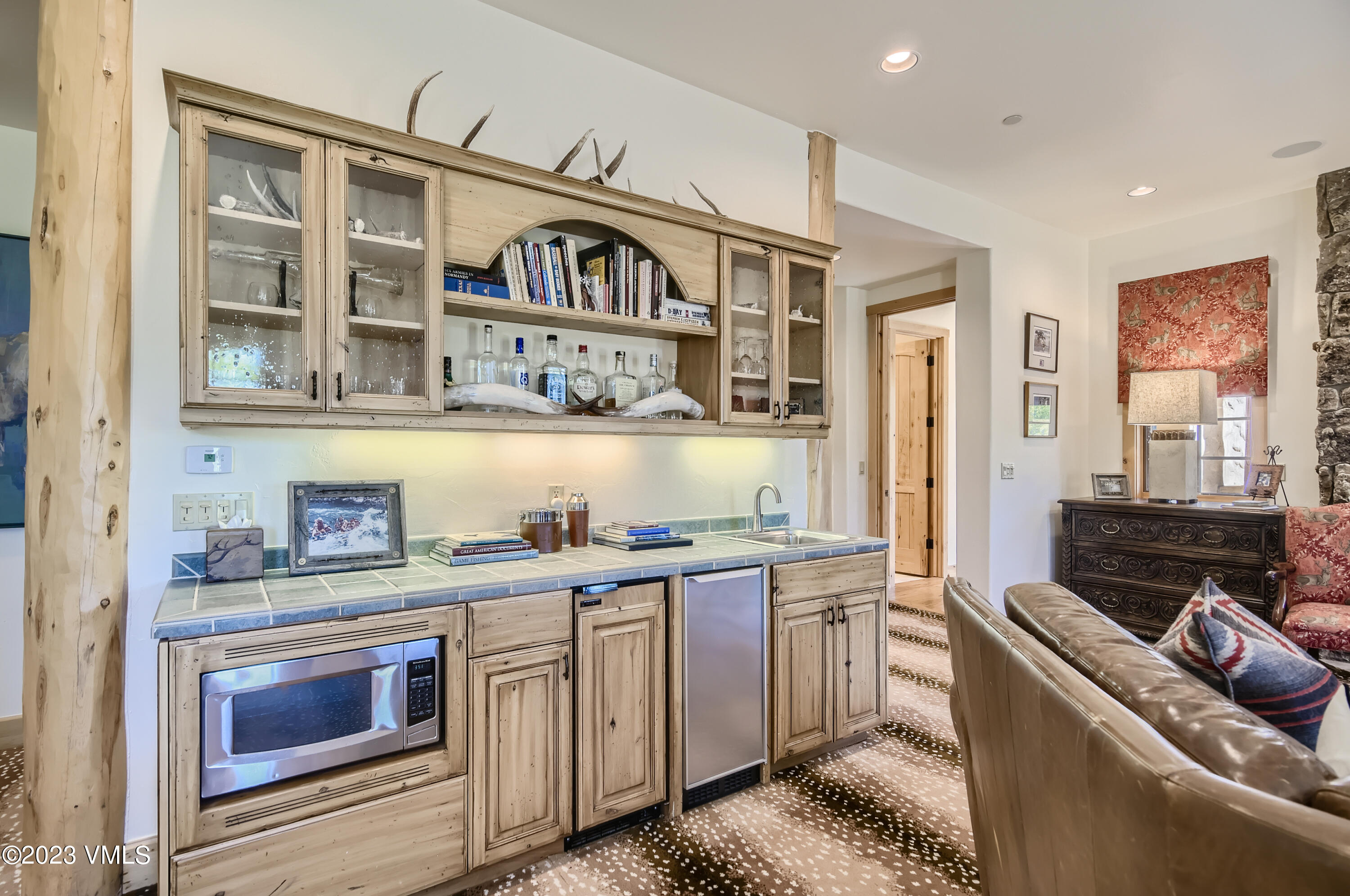 75 Bearcat Point Edwards, CO 81632 - Photo 20 of 49 40 Lower Level Wetbar