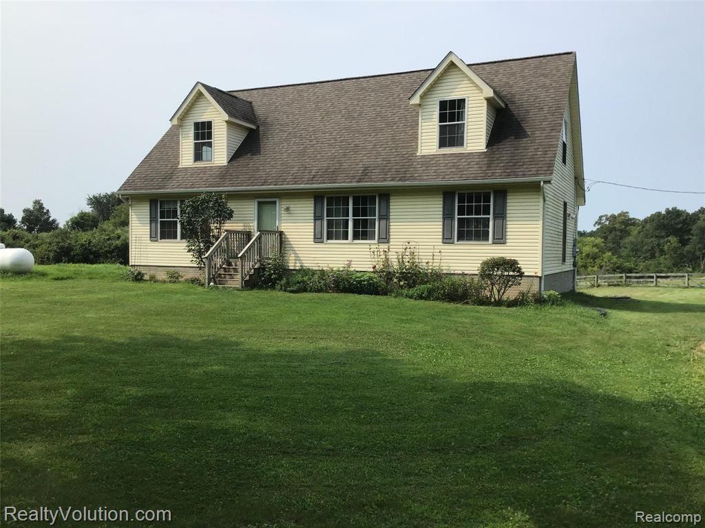 4664 Metamora Road Metamora, MI 48455 - Photo 2 of 31