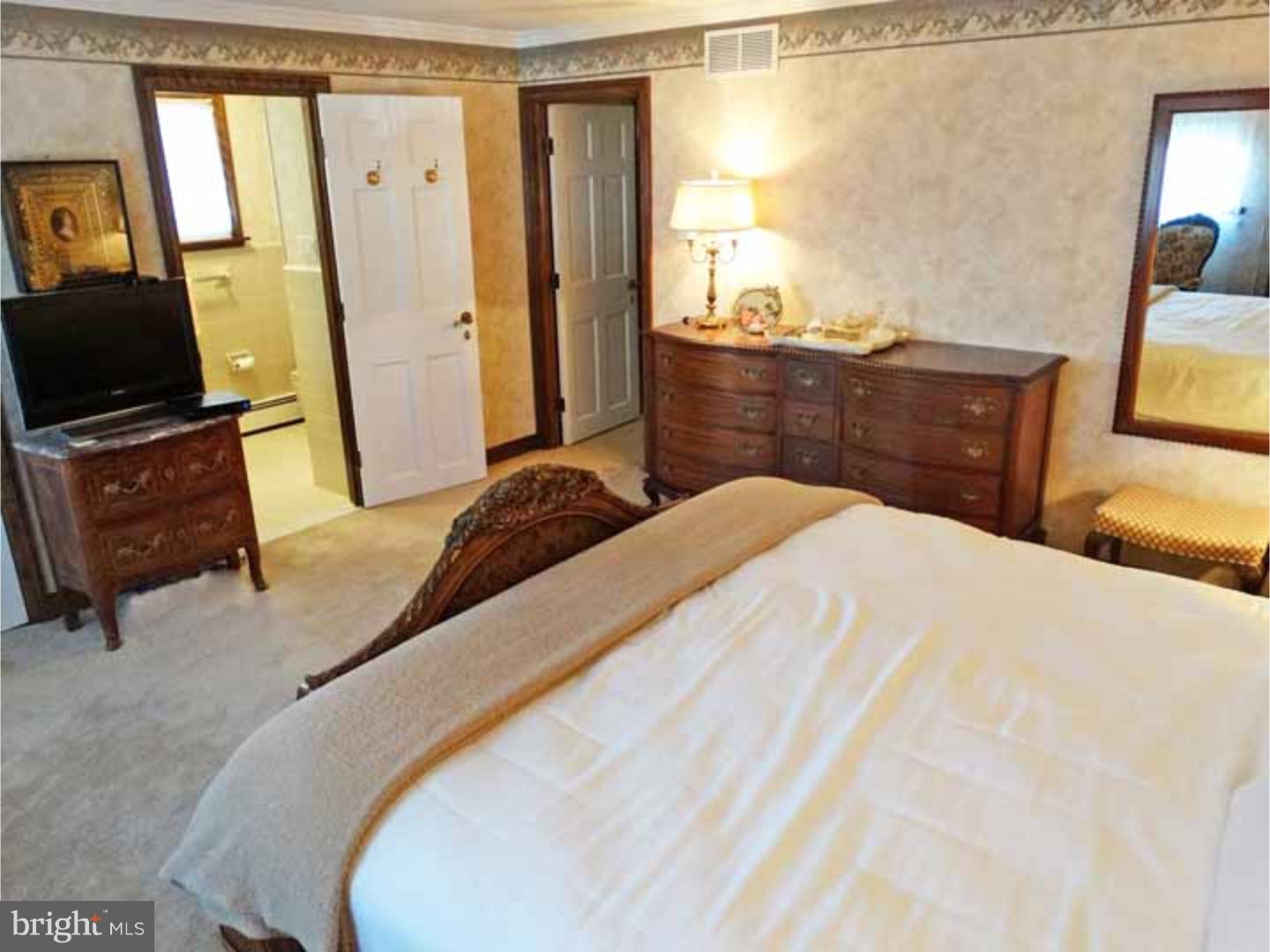 9663 Sandanne Road Philadelphia, PA 19115 - Photo 14 of 24 Master Bedroom