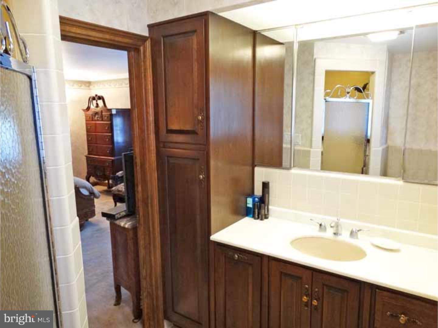 9663 Sandanne Road Philadelphia, PA 19115 - Photo 16 of 24 Master Bathroom
