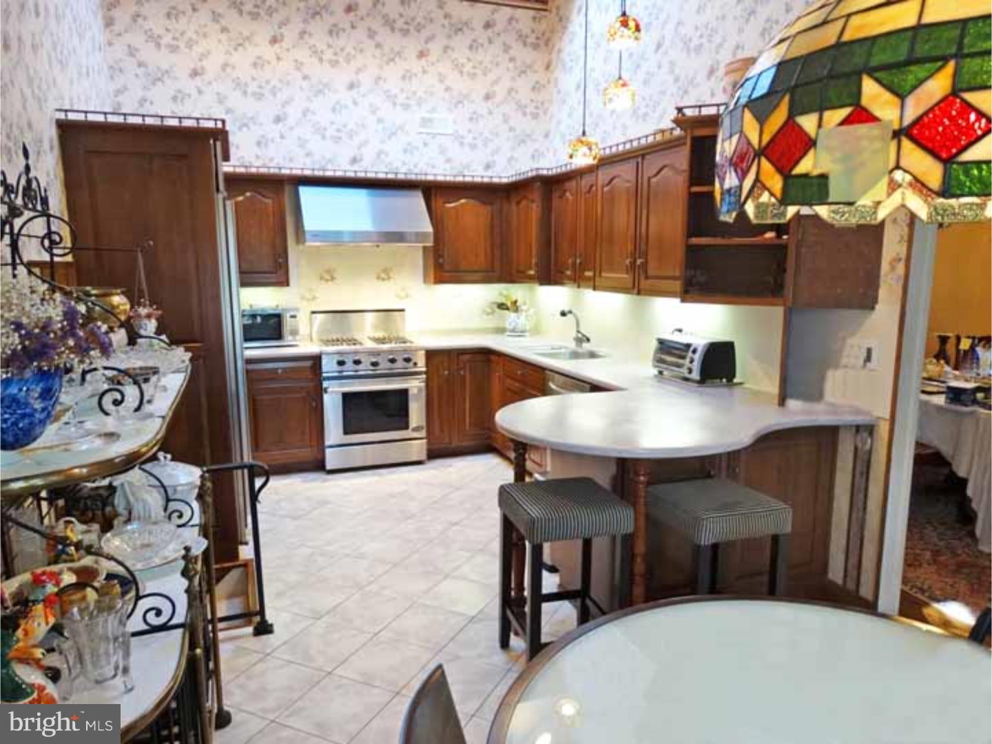 9663 Sandanne Road Philadelphia, PA 19115 - Photo 10 of 24 Kitchen