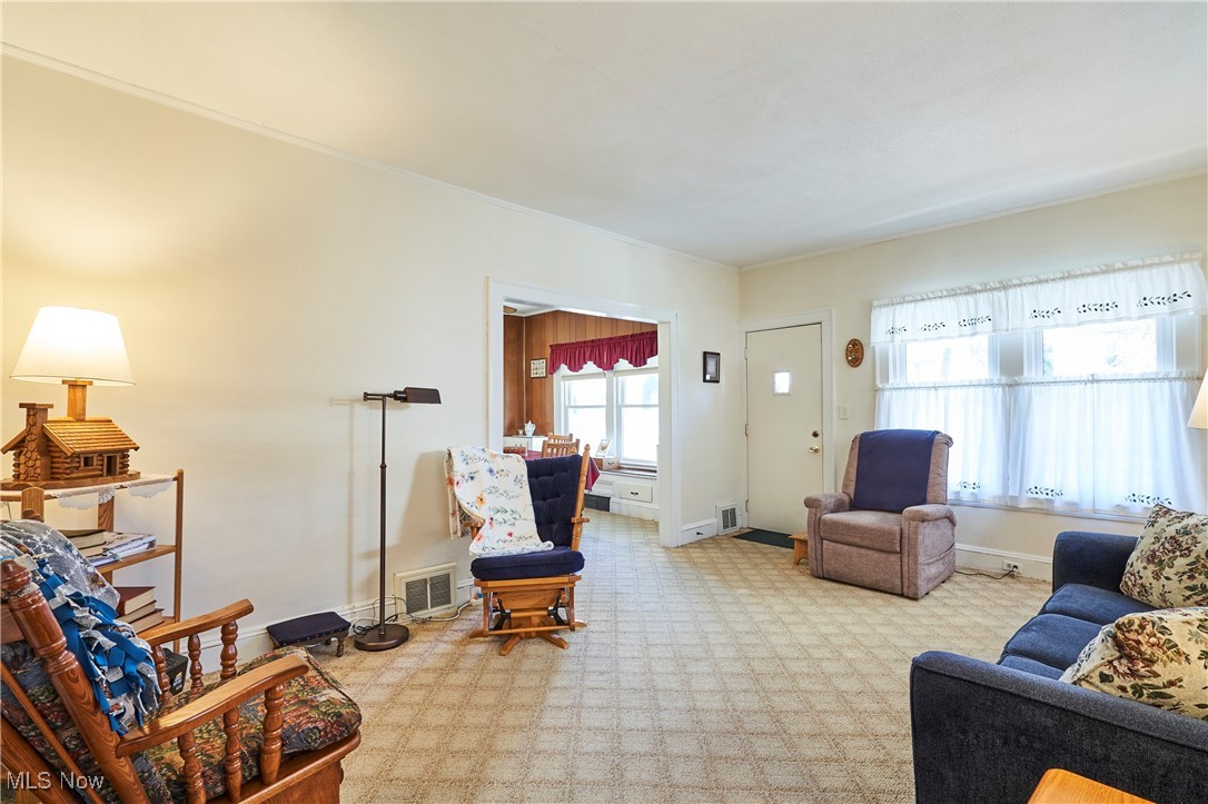 4699 Burleigh Road Cleveland, OH 44125 - Photo 4 of 26 Gallery Image 4