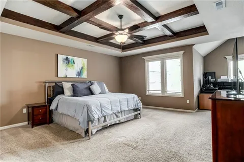 $695,000 | 18914 West 100th Street, Lenexa, KS 66220
