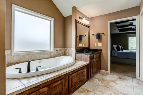 $695,000 | 18914 West 100th Street, Lenexa, KS 66220