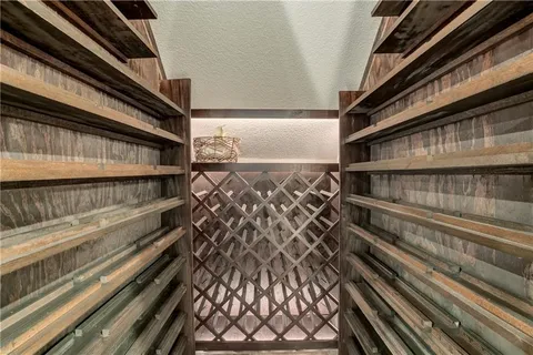 $695,000 | 18914 West 100th Street, Lenexa, KS 66220