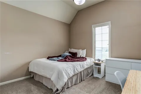 $695,000 | 18914 West 100th Street, Lenexa, KS 66220