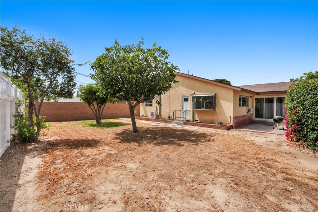 18618 Celtic Street Porter Ranch, CA 91326 - Photo 28 of 32 Gallery Image 28