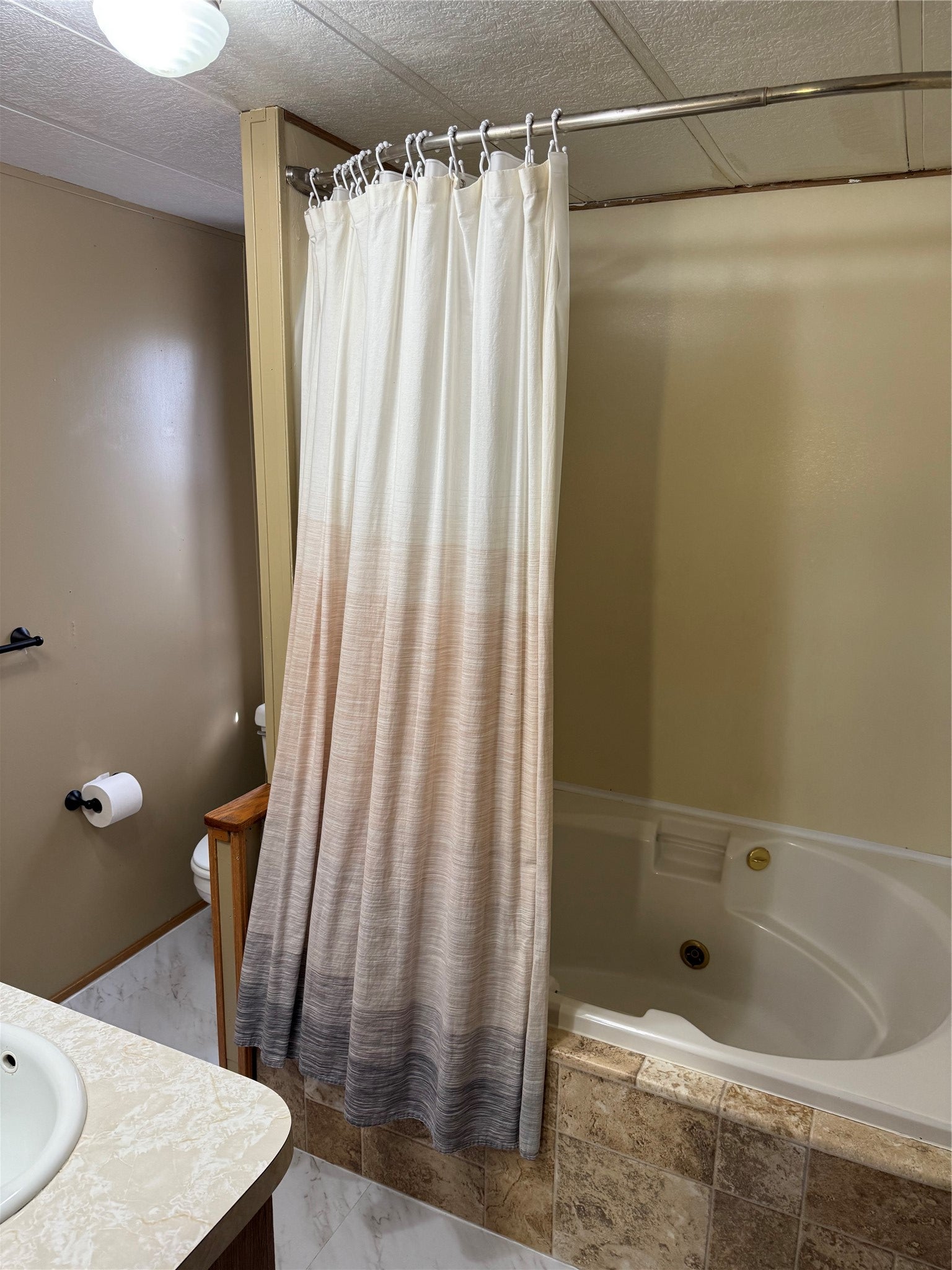2947 Sunnyside Road Helena, MT 59602 - Photo 14 of 20 Gallery Image 14
