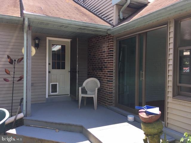 2039 Spring Street York, PA 17408 - Photo 15 of 36 Gallery Image 15