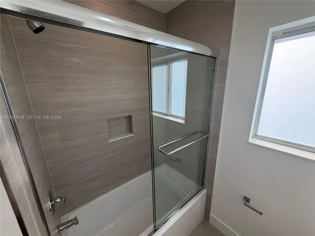 $2,875 | 1045 Southwest 8th Avenue, Unit 1045, Miami, FL 33130