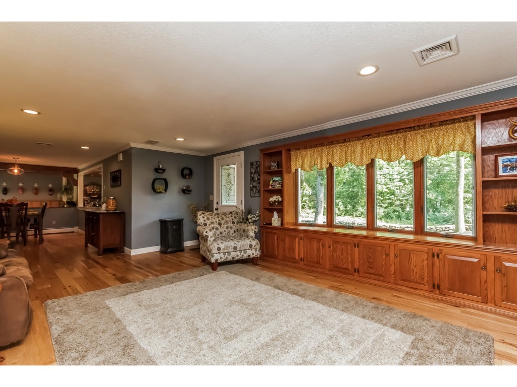 62 Pollard Road Plaistow, NH 03865 - Photo 11 of 36