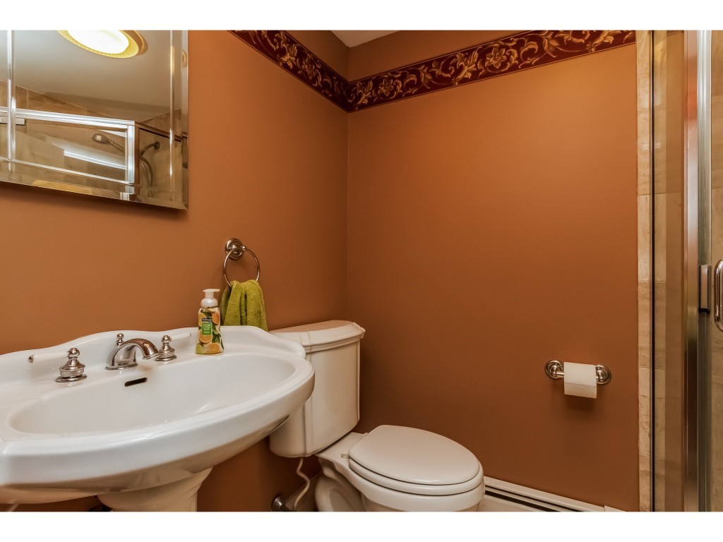 62 Pollard Road Plaistow, NH 03865 - Photo 21 of 36