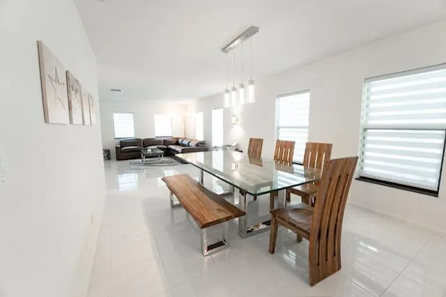 $7,000 | 1330 West Terra Mar Drive, Pompano Beach, FL 33062