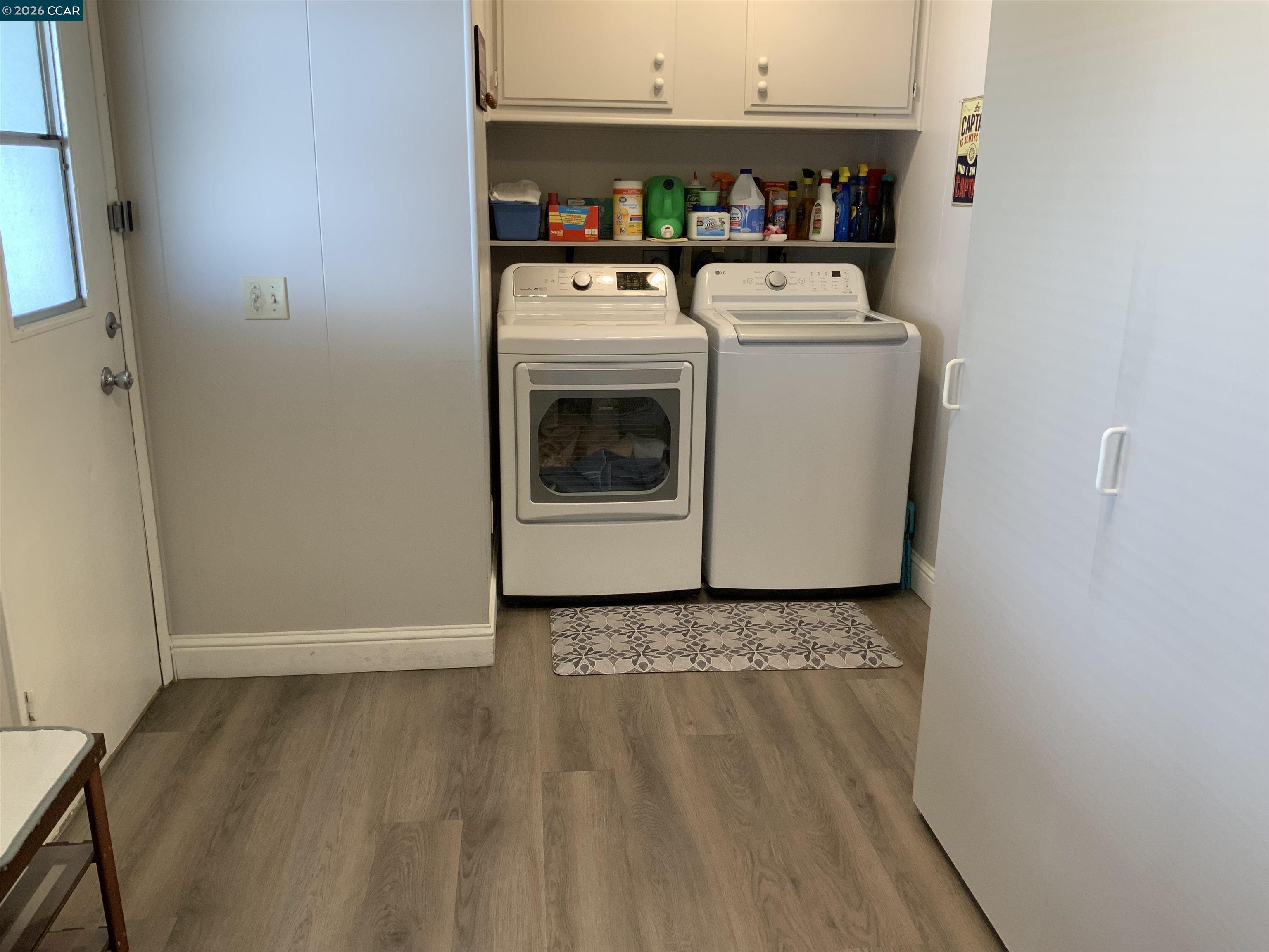 238 Aloha Pittsburg, CA 94565 - Photo 26 of 42 a utility room with dryer and washer