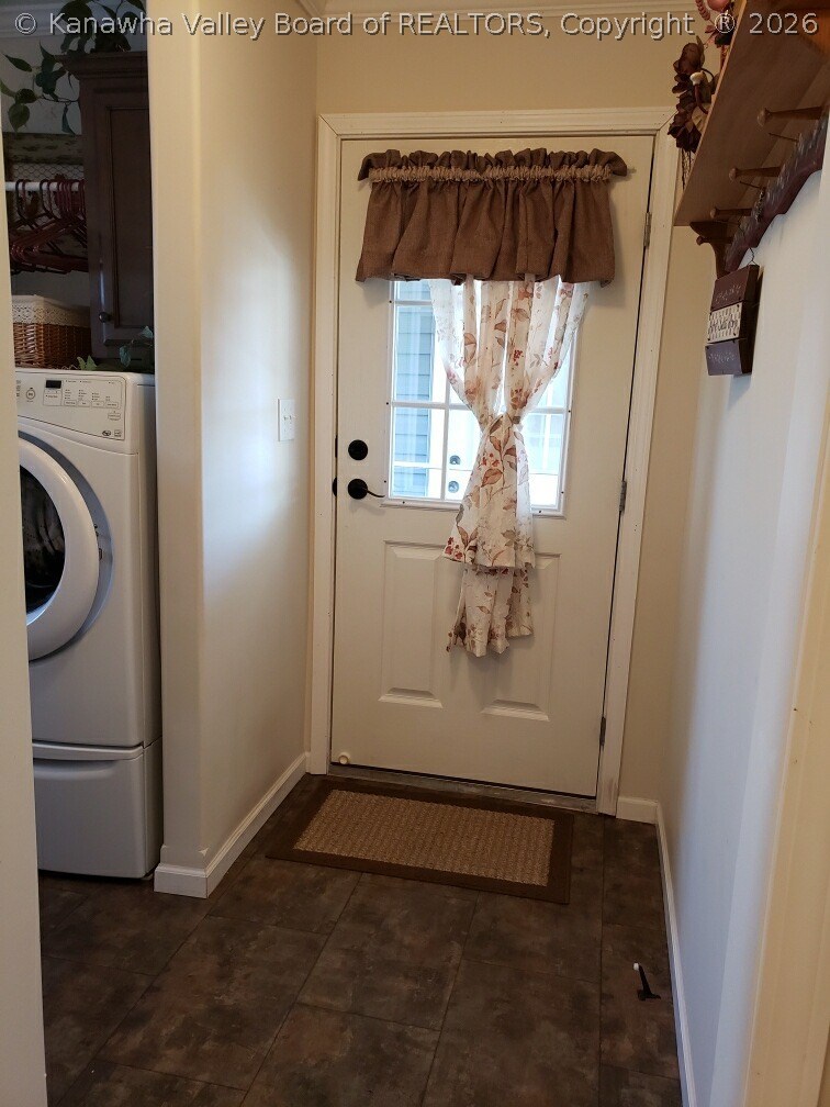 12584 Redmond Ridge Road Gallipolis Ferry, WV 25515 - Photo 22 of 30 Gallery Image 22