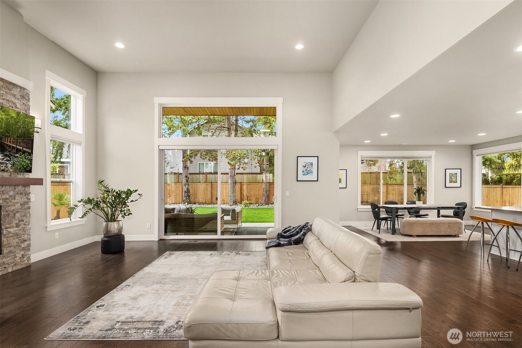 1435 242nd Place Southeast Bothell, WA 98021 - Photo 4 of 39