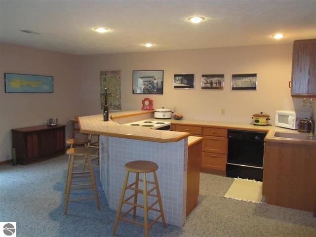 3756 Harolds Road Traverse City, MI 49696 - Photo 18 of 25 1793270-18.JPG