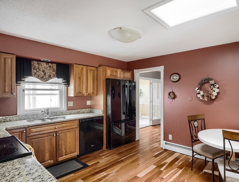 90 Lanesboro Road Worcester, MA 01606 - Photo 12 of 31 Gallery Image 12