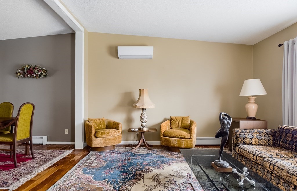 90 Lanesboro Road Worcester, MA 01606 - Photo 5 of 31 Gallery Image 5