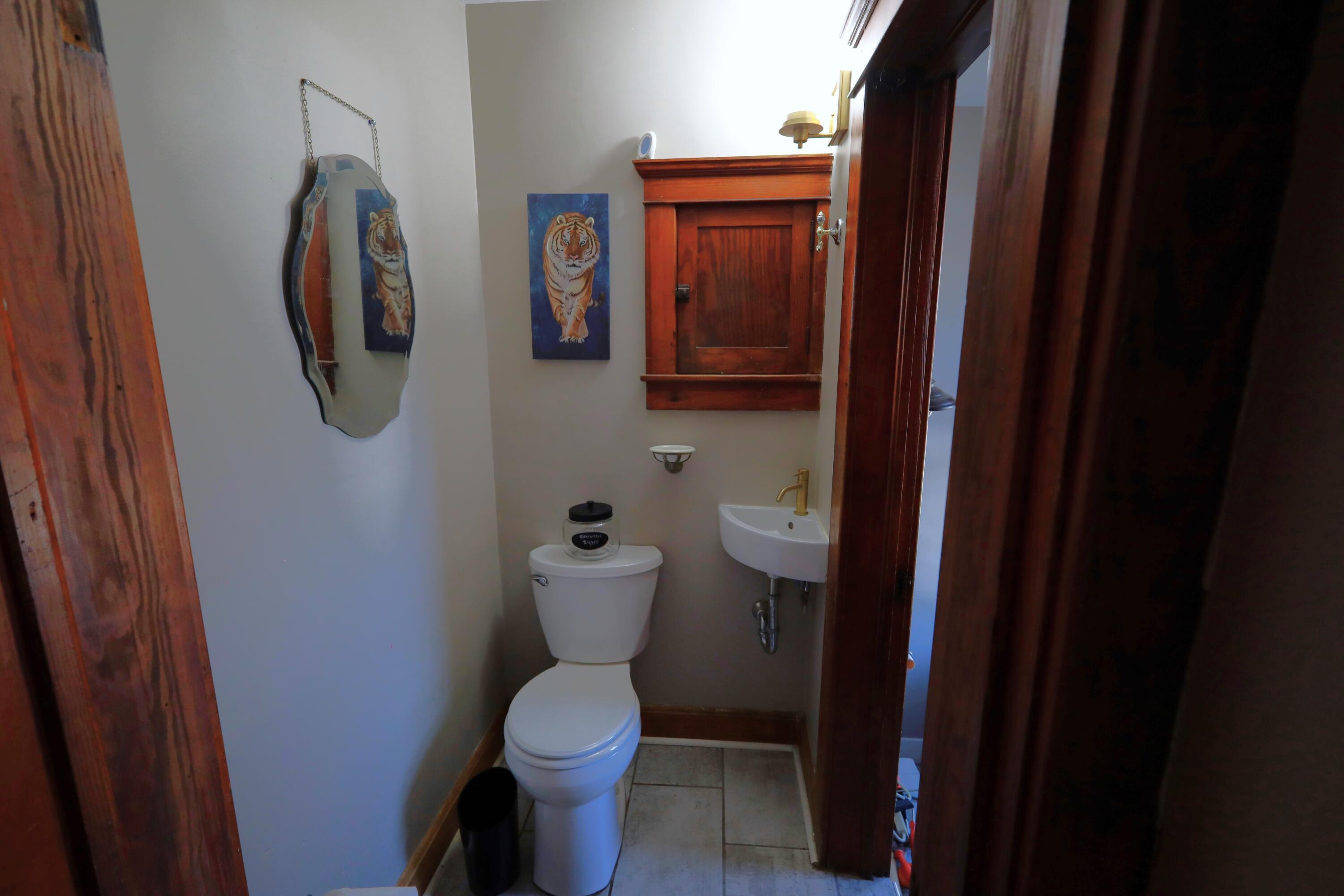 738 Crescent Road Jackson, MI 49203 - Photo 12 of 23 pic18
