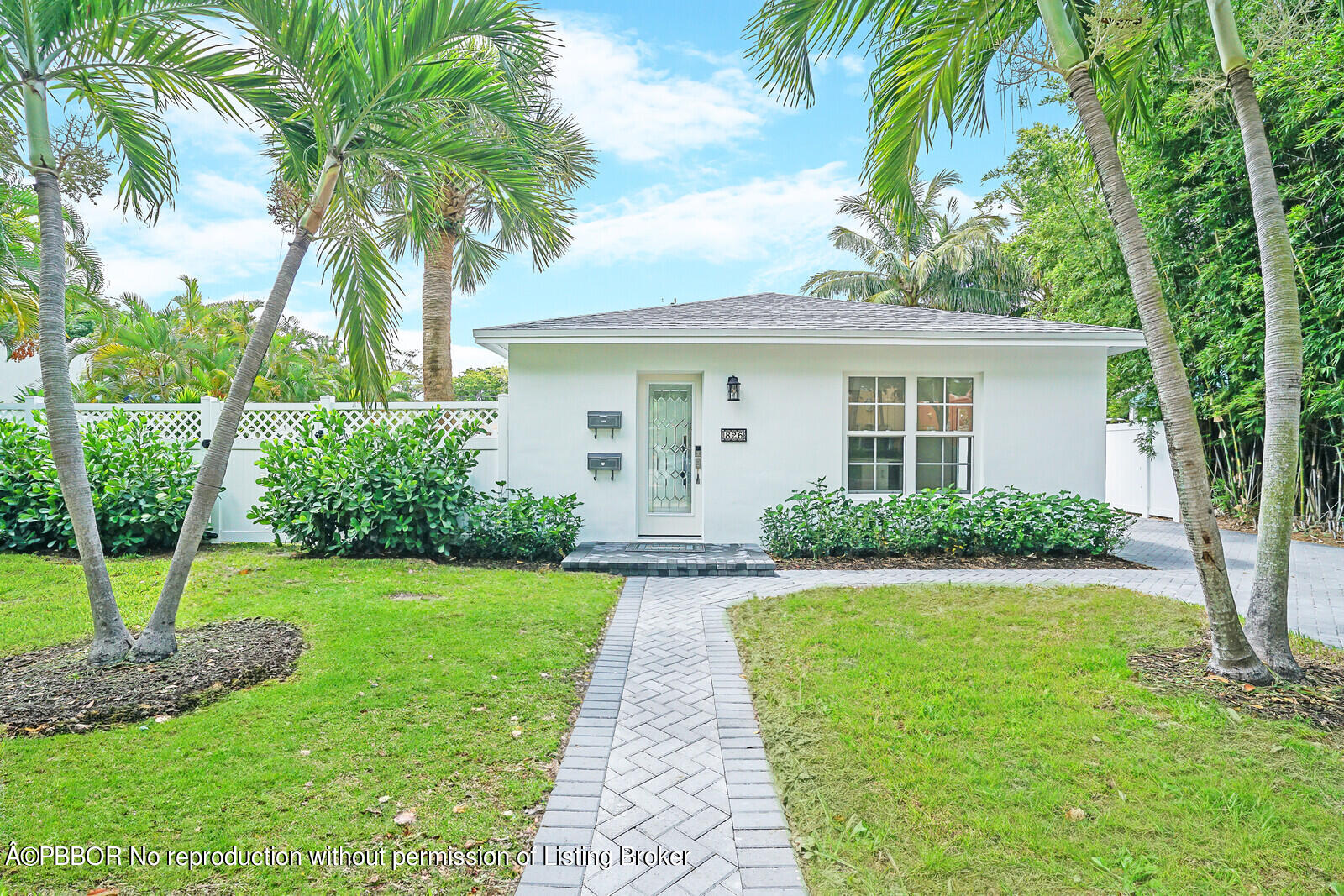 826 Sunset Road West Palm Beach, FL 33401 - Photo 3 of 48 Main House Street View