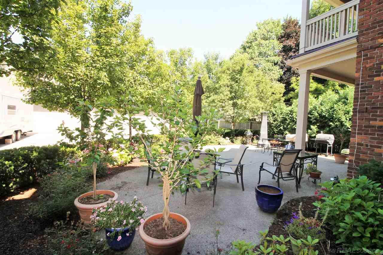 518 Neff Road Grosse Pointe, MI 48230 - Photo 75 of 76 31354675-74.JPG