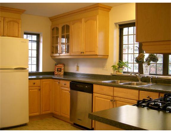 40 Bay State Road Wellesley, MA 02481 - Photo 10 of 24 Gallery Image 10