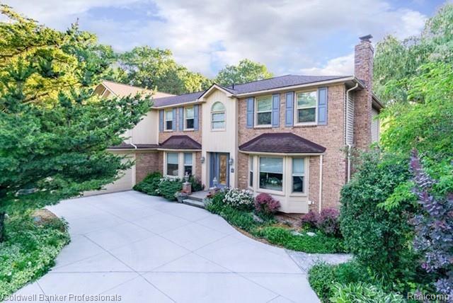 649 Spartan Drive Rochester Hills, MI 48309 - Photo 1 of 13
