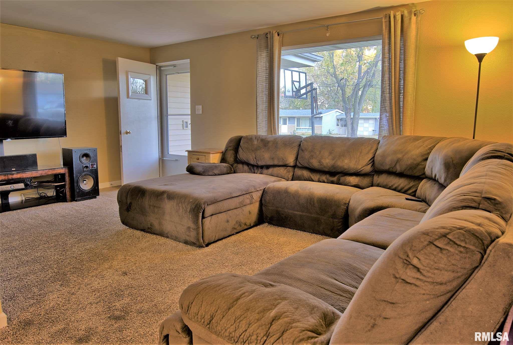 4 Waibel Road Bartonville, IL 61607 - Photo 3 of 26 Gallery Image 3
