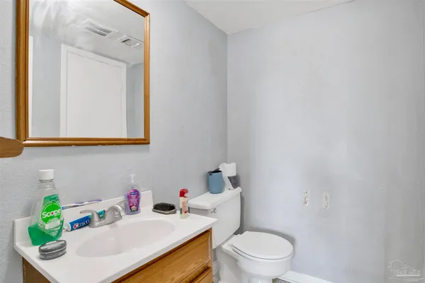 $174,900 | 600 Scenic Highway, Unit 306, Pensacola, FL 32503