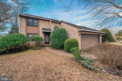 $399,000 | 1 Edinburgh Court, Newark, DE 19711