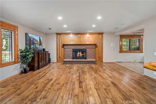 $999,990 | 41540 Nonpareil Drive, Palmdale, CA 93551