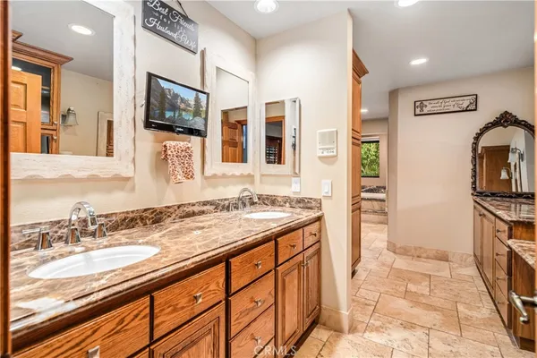 $999,990 | 41540 Nonpareil Drive, Palmdale, CA 93551