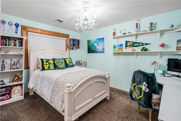$999,990 | 41540 Nonpareil Drive, Palmdale, CA 93551